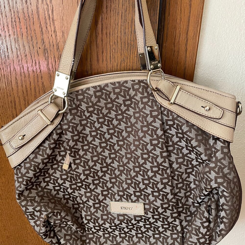 DNKY Purse
